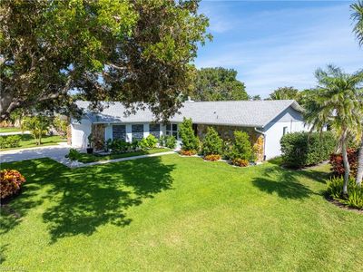 425 Pine Lake Dr, Naples, FL, 34112