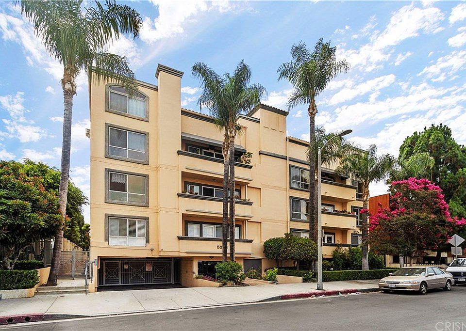 1st image of 5224 Zelzah Ave Unit 105