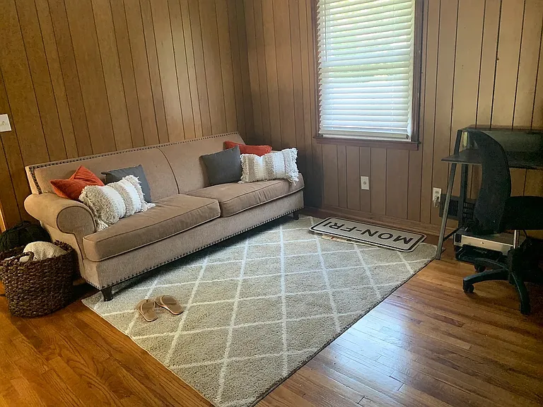 1527 S Kilbourne Rd — Photo 10
