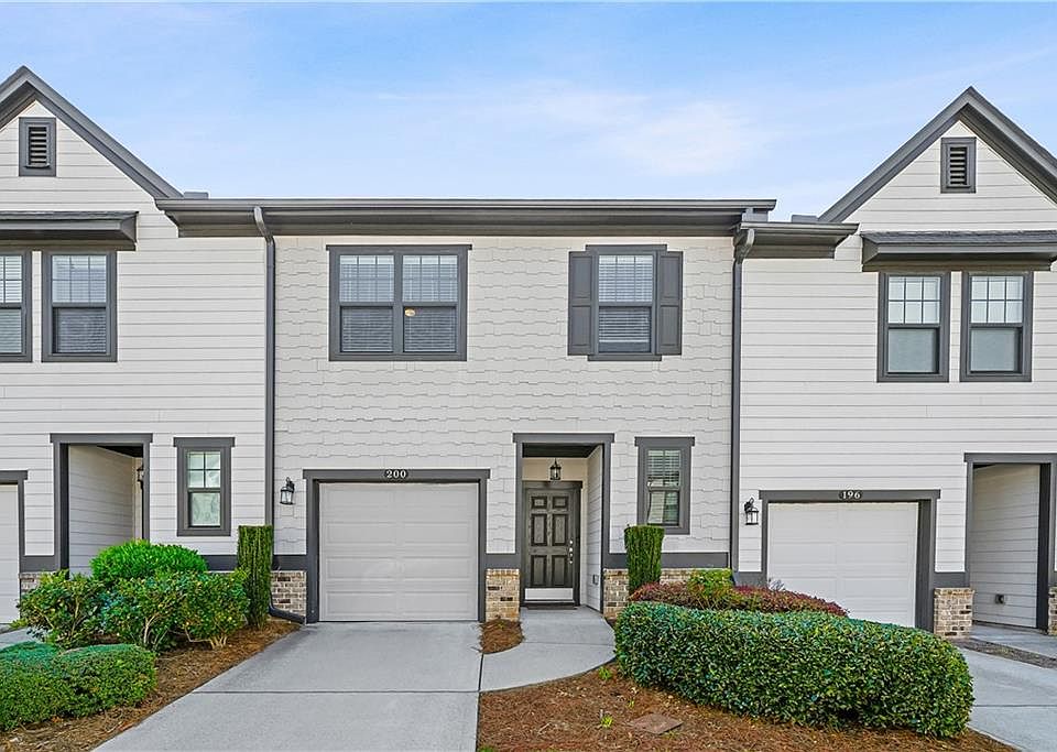 1st image of 200 Mountain Rest Ct SE