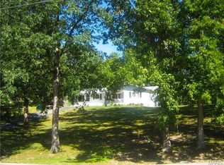 2104 Rued Pl, High Ridge, MO 63049