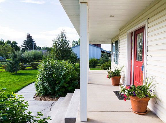 3rd image of 10613 N 25th E