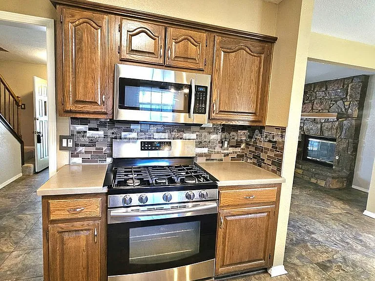 1811 W Gulfport Cir — Photo 11