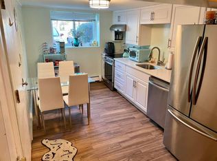 56 Bryon Rd #56, Chestnut Hill, MA 02467