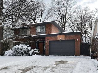 48 Cumberland Dr, Mississauga, ON L5G3M8