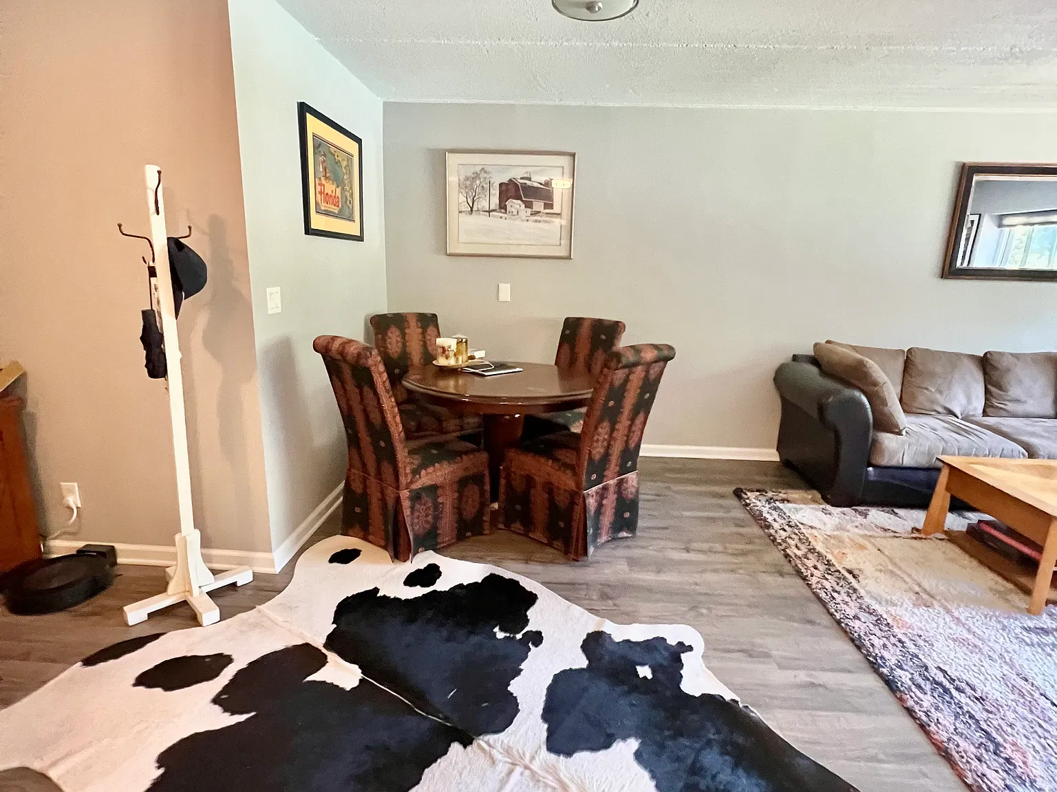 410 Benedict Ave — Photo 3