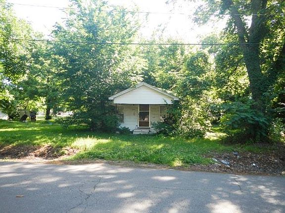 5th image of 305 S 5th St