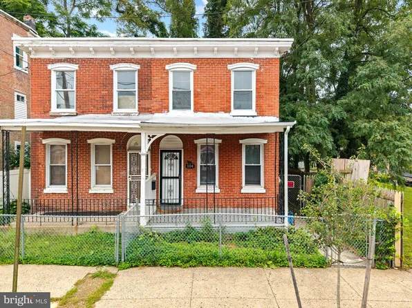 104 E Pastorius St, Philadelphia, PA 19144