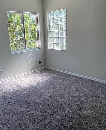 3rd image of 2146 Madeira Dr