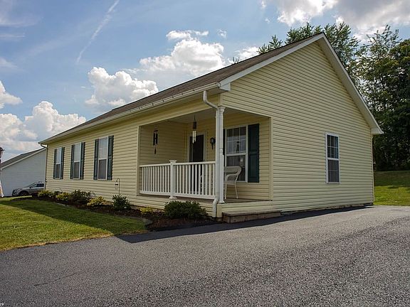 3rd image of 5649 Pine Grove Dr