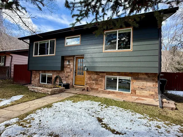 1109 Cleveland St, Meeker, CO 81641