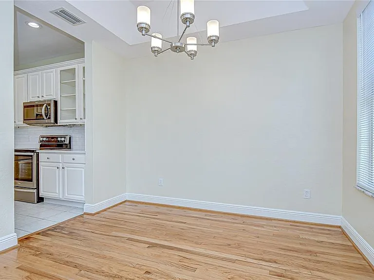 113 Bosphorous Ave #5 — Photo 29
