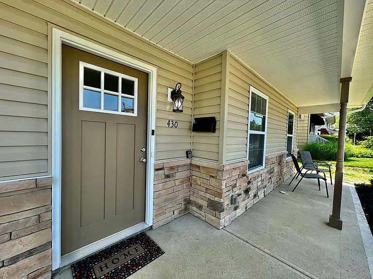430 Ridgelawn Ave — Photo 6