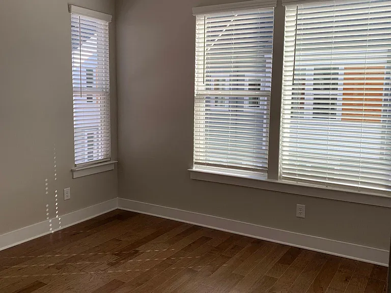 4113 Bryant Terraces Dr — Photo 6