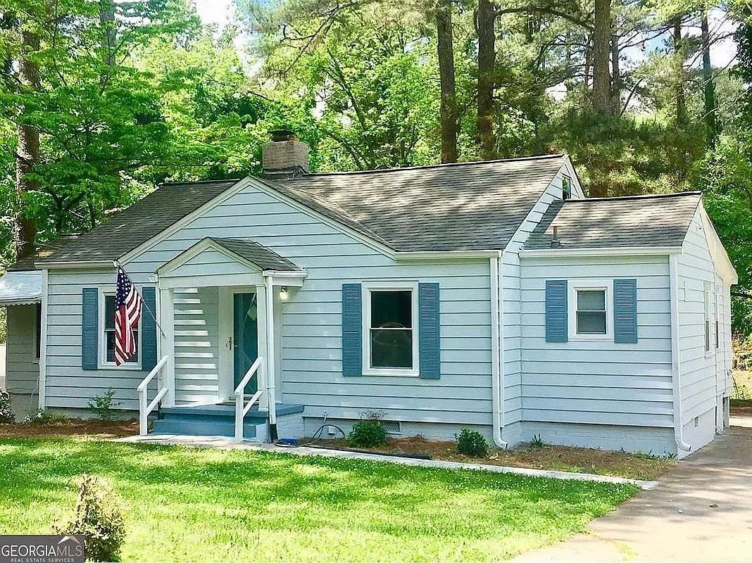 3 bed, 2.0 bath, 1092 sqft, $1,950 — Photo 1
