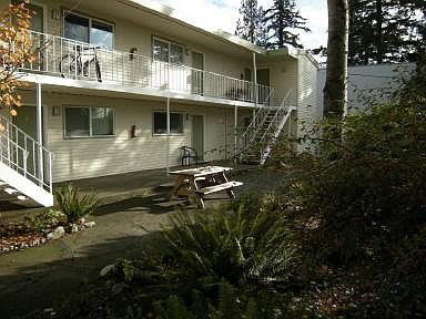 4th image of 21011 67th Ave W