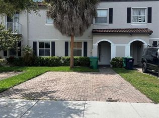 8824 SW 153rd Ct, Miami, FL 33196