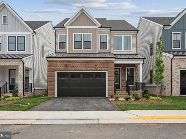 43244 Greeley Sq, Ashburn, VA 20148