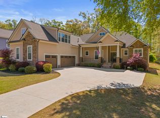 25 Firelight Ln, Easley, SC 29642
