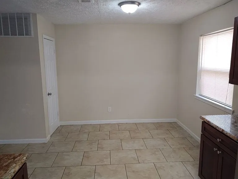 2607 Quiver Ln — Photo 5