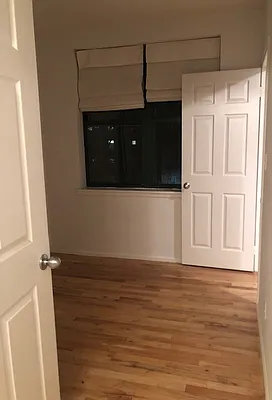 Rented by Tompkins Square Realty | media 15