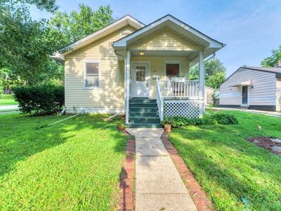 139 N Washington St, Westmont, IL, 60559