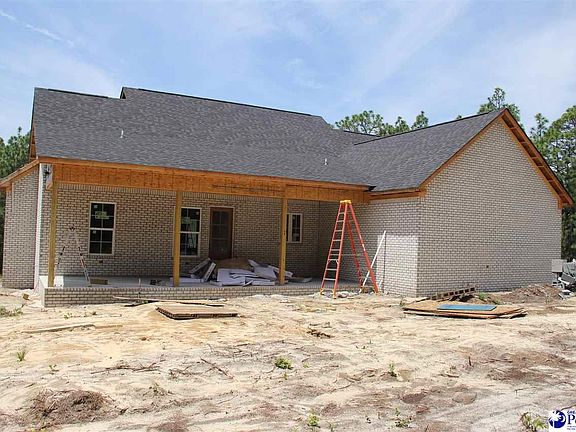 3rd image of 1833 Woodbine Dr