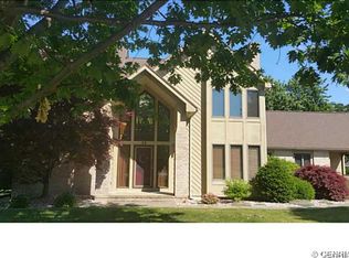 52 Pointe Vintage Dr, Rochester, NY 14626