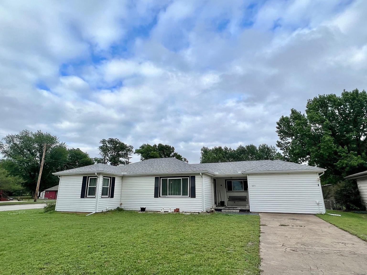 604 S Main St, Argonia, KS 67004 Zillow