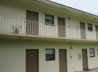9203 NW 38th Dr APT 10, Pompano Beach, FL 33065