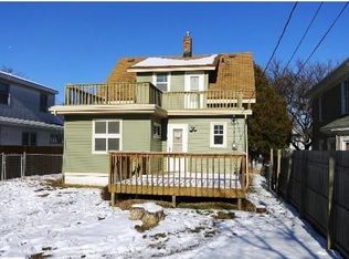 1012 Conway St, Saint Paul, MN 55106