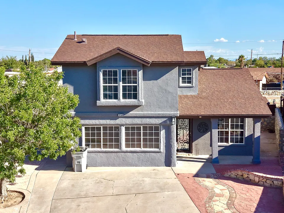 9150 Bur Oak Cir