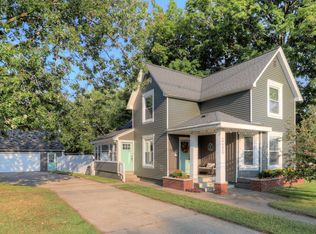 212 N State St, Zeeland, MI 49464