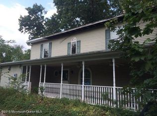 29 Estelle Ln, Howell, NJ 07731