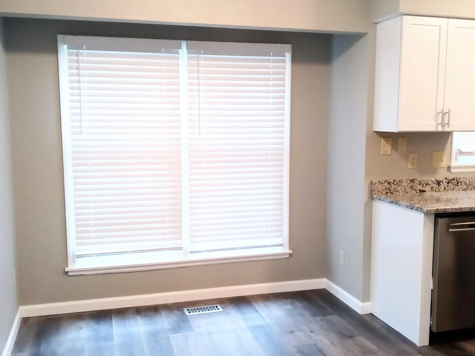 3614 SW Skyline Pkwy - Townhome — Photo 2