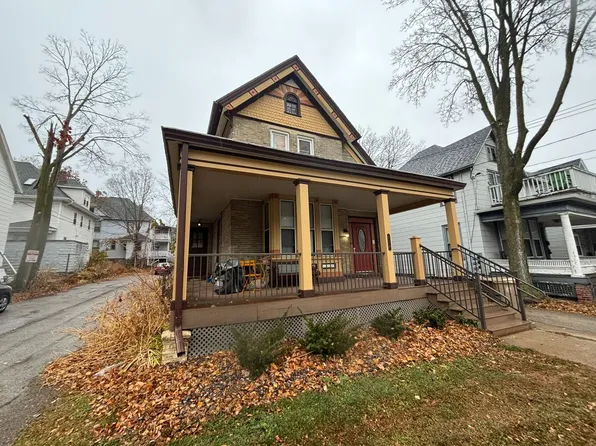 110 E Johnson St APT 1, Madison, WI 53703
