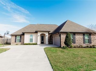 315 Royal Oak Blvd, Thibodaux, LA 70301