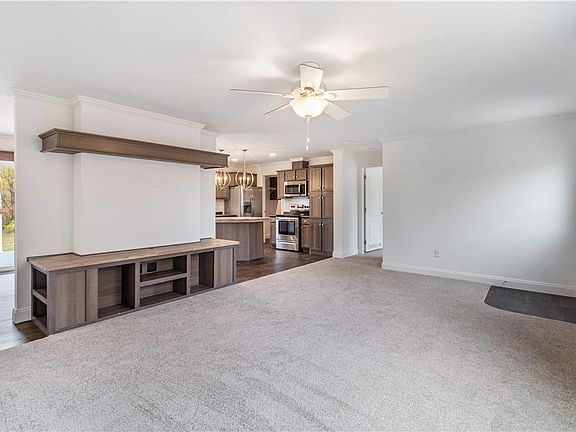4th image of 3846 Tari Ln