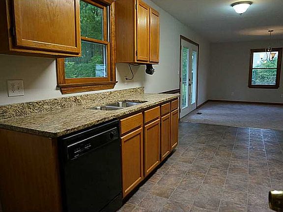 3rd image of 517 Kilby Shores Dr