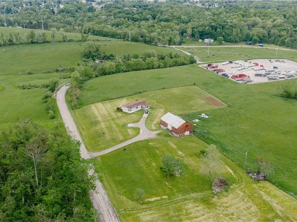 84205 Rose Valley Rd, Hopedale, OH 43976
