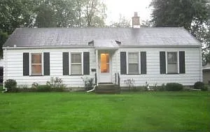 404 Spring St photo 1