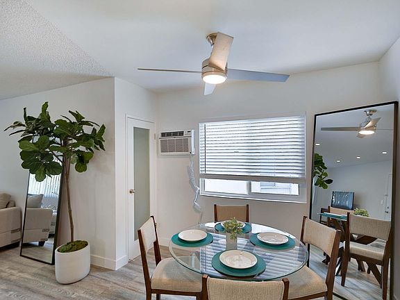 4th image of 3707 S Canfield Ave #4