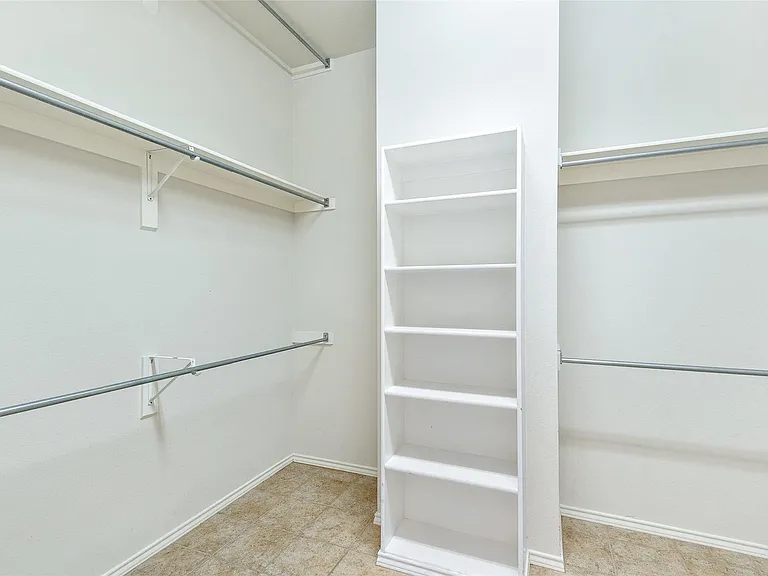 7004 Childrens Way — Photo 14