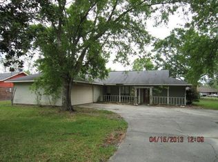 700 Charlotte Dr, Picayune, MS 39466
