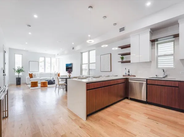 91 Pearsall Ave #A, Jersey City, NJ 07305