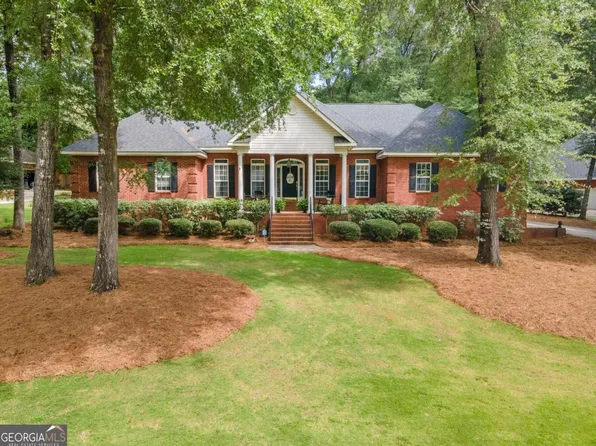 111 Royal Crest Cir, Kathleen, GA 31047