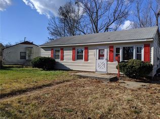 1003 Grimes Rd, Hampton, VA 23663
