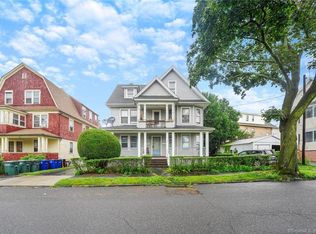 40 Scofield Ave, Bridgeport, CT 06605