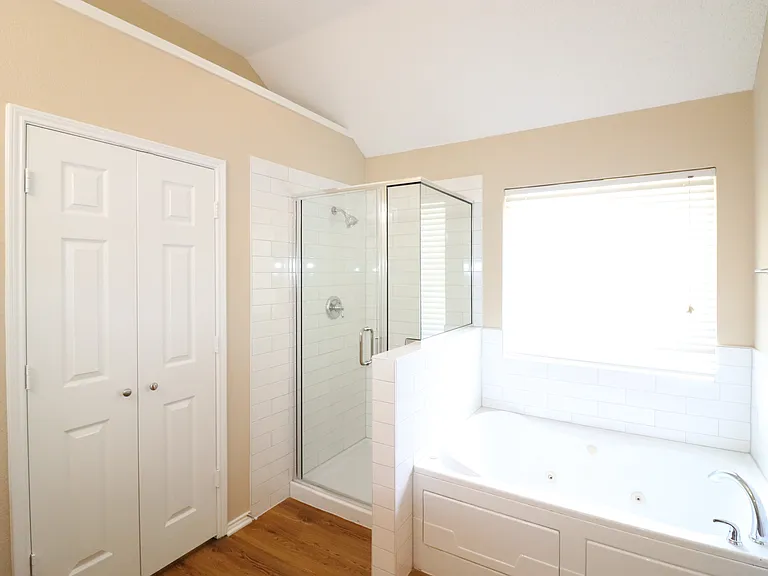 3711 Sycamore Ln — Photo 6