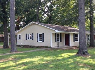 211 Jackson St, Benton, LA 71006